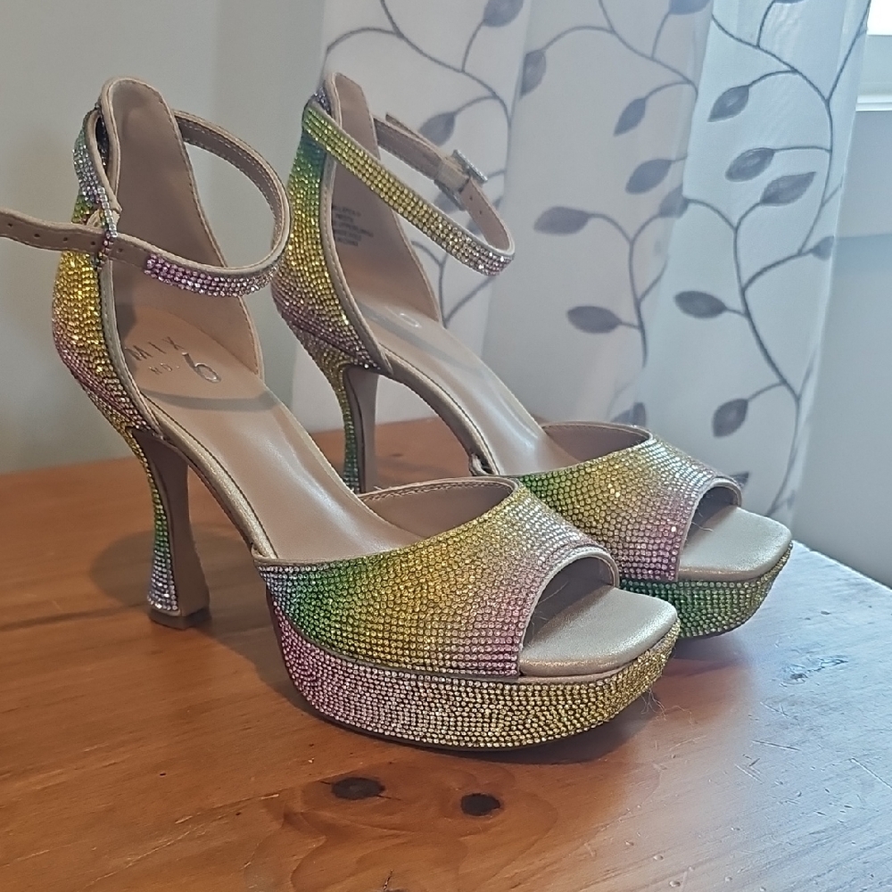 Mix No. 6 Gold and Green Heels with Ankle Strap